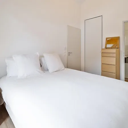 Neuf Avec Terrasses Et Parking A Serre Chevalier - Fr-1-808-4 Apartment *